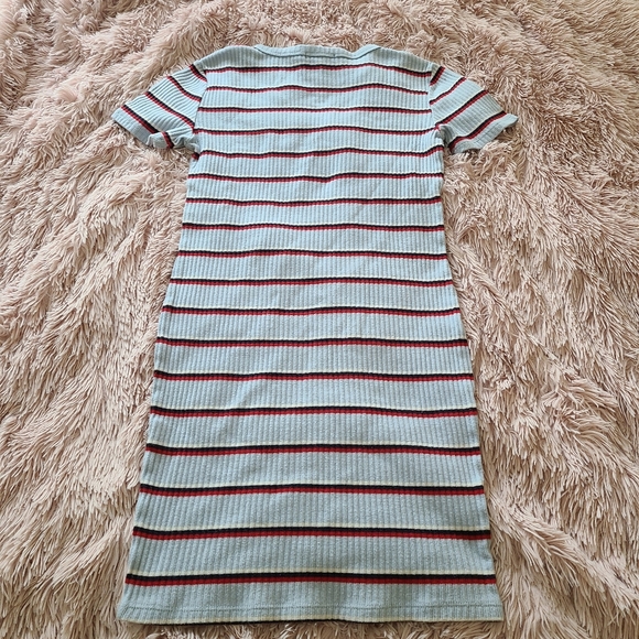 M Forever 21 Blue Striped Ribbed Short Sleeve Bodycon Dress - Picture 7 of 11